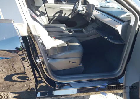 2023 Tesla Model Y Awd/Long Range Dual Motor All-Wheel Drive из США, поврежденный, VIN 7SAYGDEE1PA187657